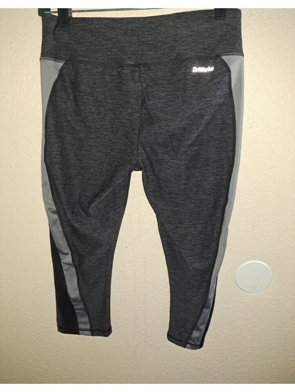 Athletic Works Capris - Picture 2 of 3